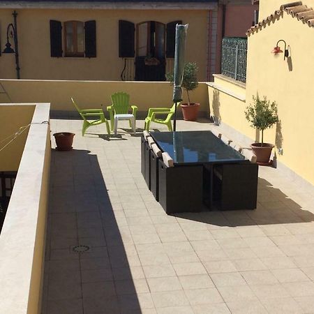 Casa Margherita Quartu Sant'Elena Eksteriør billede